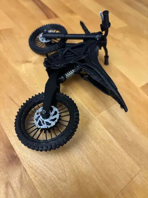Mini full suspension surron ultra bee model — Image 2 of 6