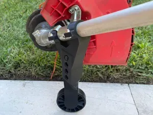 Perfect vertical grass edges extendible accessory