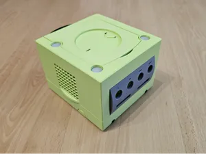 Nintendo Game Cube Gehäuse (1:1)