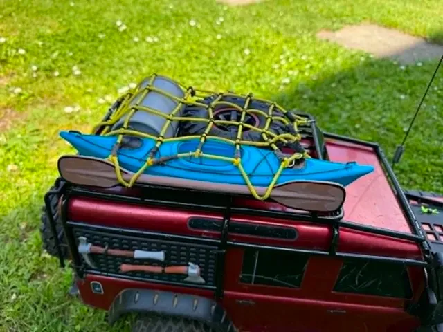 Kayak with paddle 1:10 for Traxxas TRX 4 Defender — Image 7 of 8