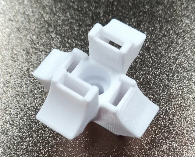 Heavy Duty Cable Holder Kabelbinderhalterung — Image 9 of 12