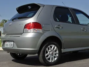 FIAT PALIO ELX 2008 NA ESCALA 1/24