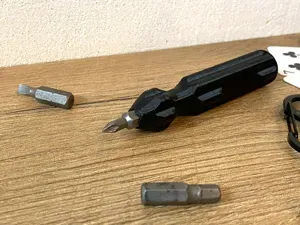 Screwdriver Bit Holder (for bits size 6 and 4 mm)