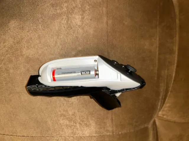 Quest 3 Eleven VR Ping Pong Paddle Adapter — Image 4 of 11