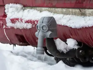 Gas Mask Shaped Tow Bar Ball Hitch Cover
