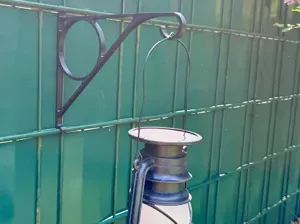 Lampen oder Dekohalterung für Stabmattenzaun