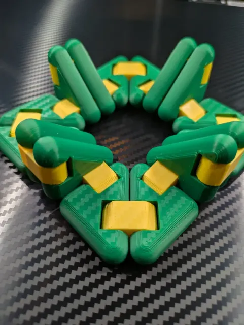 Flippy Fatty – The Chonky Fidget Toy — Image 6 of 7