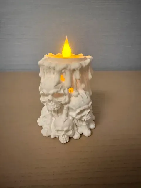 SkullDrip – LED Halloween Candle — Фото 2 из 5