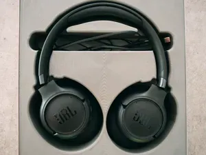 JBL 780NC case