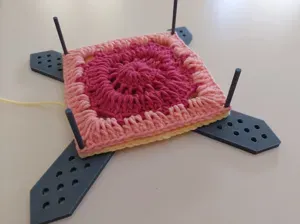 Granny blocking base / crochet