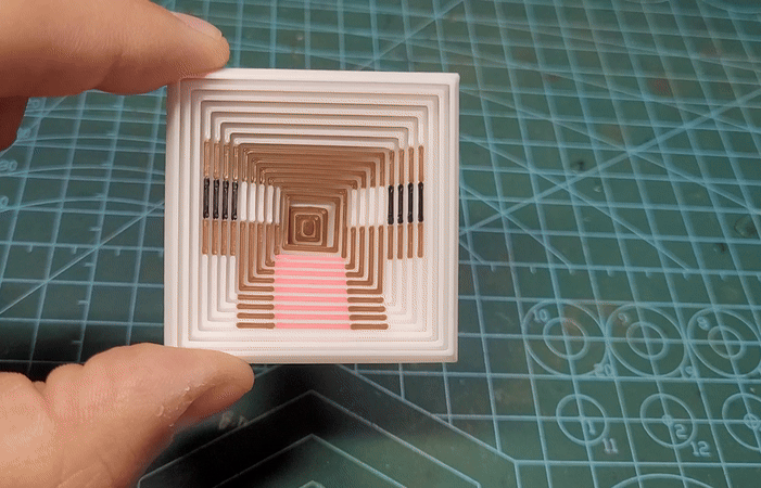 Moving Square Fidget Minecraft Sheep