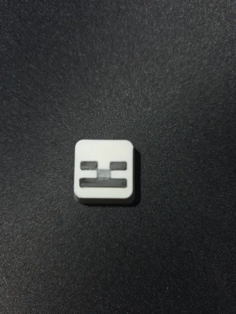 Minecraft Skeleton Keycap - Cherry MX-Mechanical — Image 3 of 3