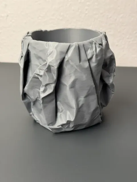 Crumbled Paper Plant Pot — Фото 9 из 10