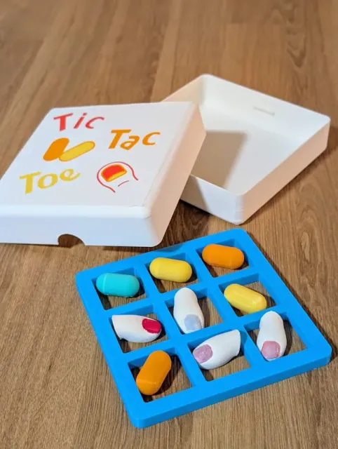 The actual Tic Tac Toe (with travel box) — Фото 6 из 9