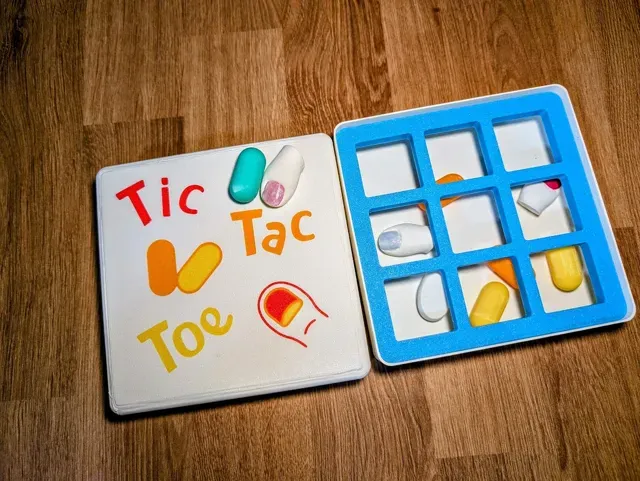 The actual Tic Tac Toe (with travel box) — Фото 9 из 9
