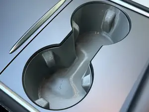Tesla model 3 / Y Getränkehalter TPU