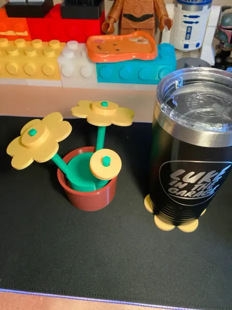 Brick Flowers Coaster Set — Image 3 of 10