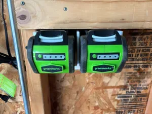 G Max 40v Greenworks Battery Holder