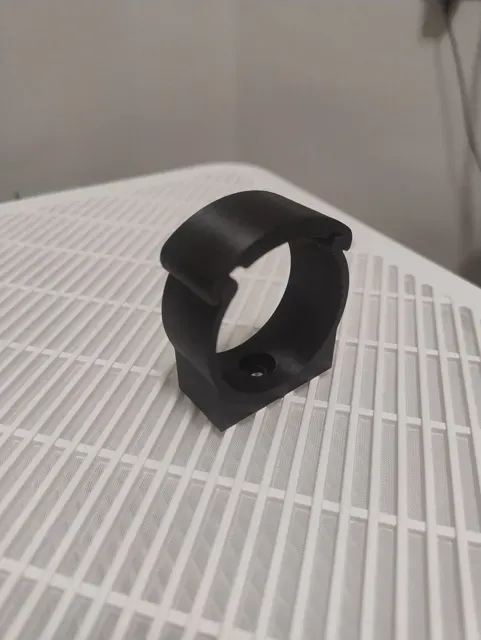 Customizable Snap-In Pipe Clamp with Locking Lid — Фото 5 из 6