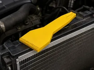 Radiator fin comb