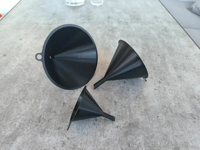 Multi-Size Trichter Funnel Set (75 / 112 / 150 mm) — Image 4 of 5