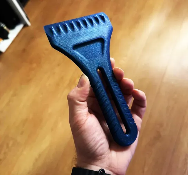 Ice Scraper Pro — Image 3 of 3