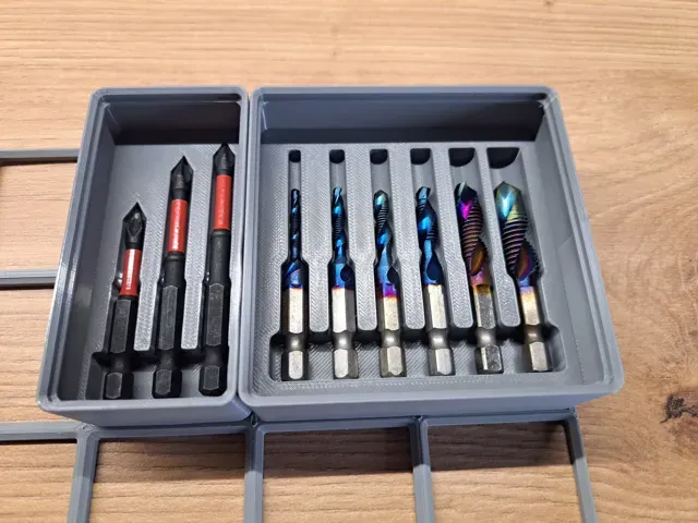 Gridfinity Tap Bit Holder 2x2x4U — Фото 3 из 3