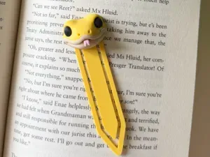 Snake bookmark