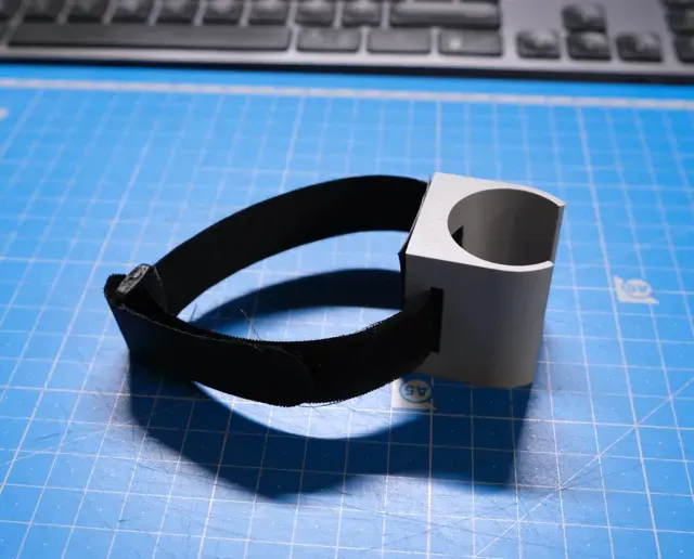 Magnetic (or/and velcro) led light tube holder — Image 3 of 8