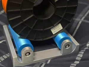 Wide Spool Holder, No Bearings Required!