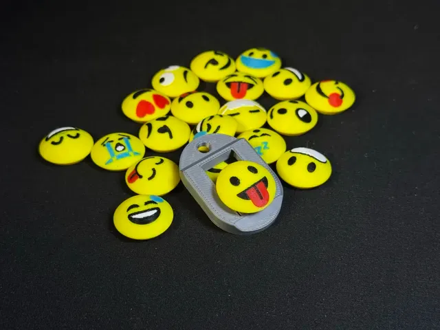 Emoji Fidget Clicker — Swap Faces, No Supports — Фото 4 из 6