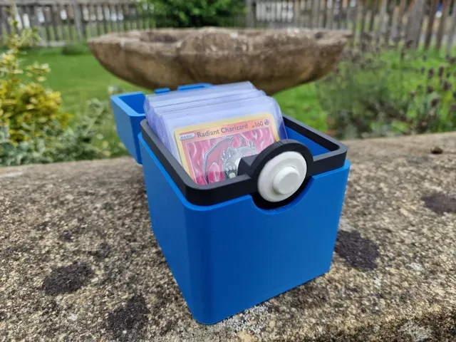 Pokemon Deck Box - Lucario — Image 3 of 5
