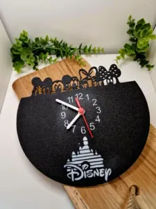 Wallclock Disney design