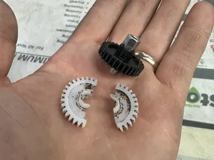 BISSELL vacuum cleaner drive gear