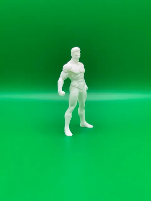 Green Lantern – Hero of Light Miniature Figurine — Image 7 of 8