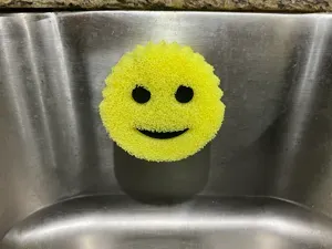 Scrub Daddy Sponge Holder V3 (Suction Cup)