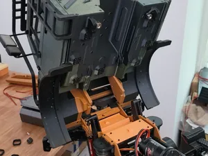 乌尼莫克U5023车头前翻部件