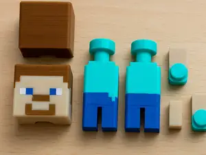 Minecraft Steve mini figure