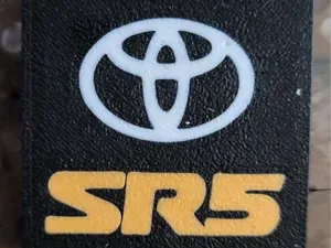 TOYOTA SR5 TRAILER HITCH PLUG