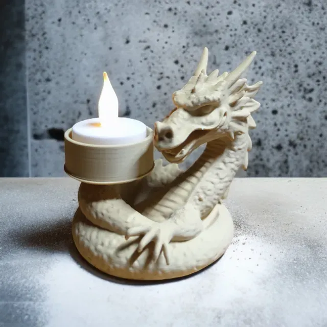 Dragon Candle Holder Bring Myth to Life — Фото 2 из 3