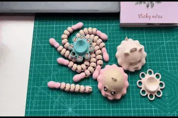 Cute articulated Jellyfish — Фото 2 из 8