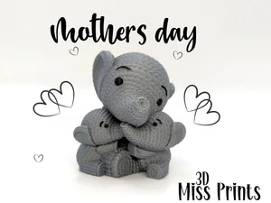 Knitted Elephant Mother & Babies (No4)