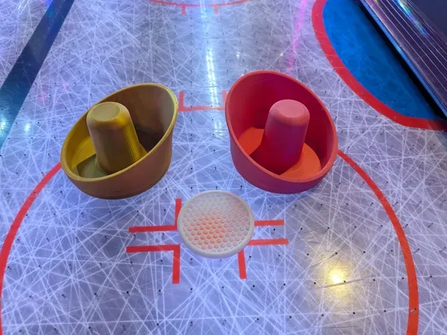 Air Hockey Mallet and Puck — Фото 2 из 2