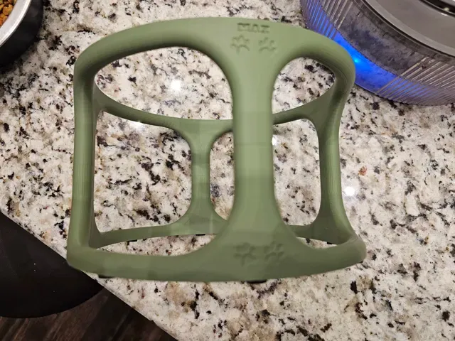 Olive Arc V2 - Parametric Elevated Pet Feeder — Фото 8 из 14