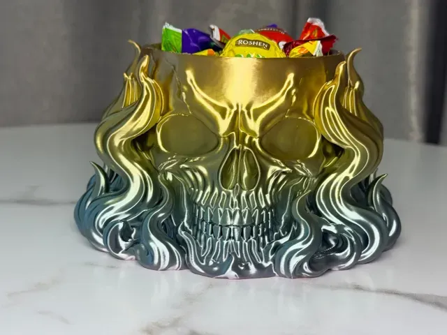 Flaming Skull Candy Bowl – Halloween Decor — Фото 2 из 17