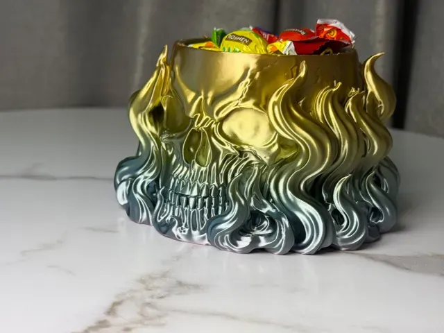 Flaming Skull Candy Bowl – Halloween Decor — Фото 3 из 17