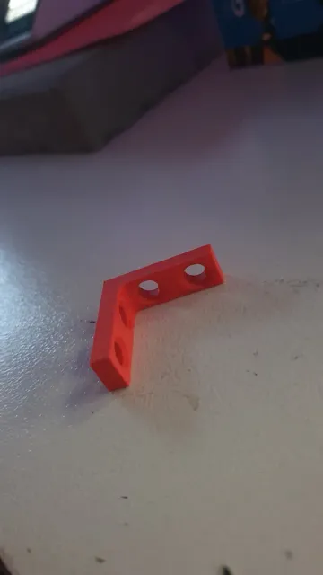30x30x10mm 90° Angle Bracket Ø6mm — Фото 3 из 5