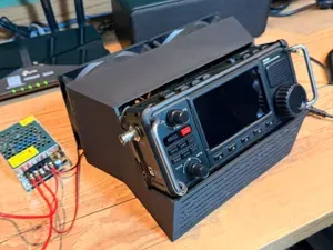 Cooler box (or Base) for Xiegu X6200 transceiver