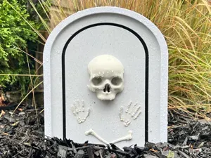 Spooky Halloween Tombstone Decoration