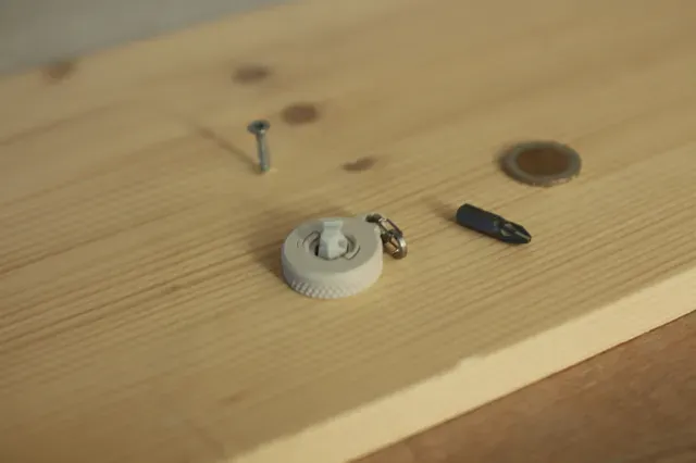 Toolfinity - The Coin (reversible ratchet driver) — Image 5 of 14